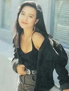 香港歌手何 诗老公,香港乐坛新贵，揭秘背后的音乐人生