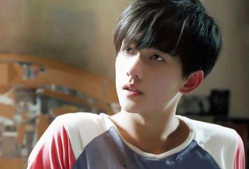 杨洋冷门爆料视频是真的吗,真相揭秘还是网络谣言？