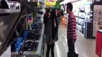 卧铺乘务员的丝袜脚,卧铺乘务员的温馨守护