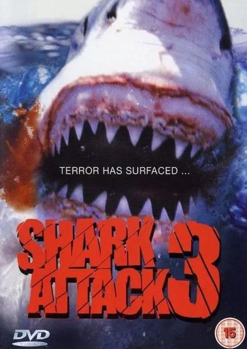 深海巨鲨3 在线播放,惊涛骇浪，生死搏击